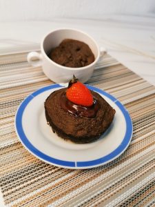 mugcake avenaycacao 225x300 - Snacks saludables para niños